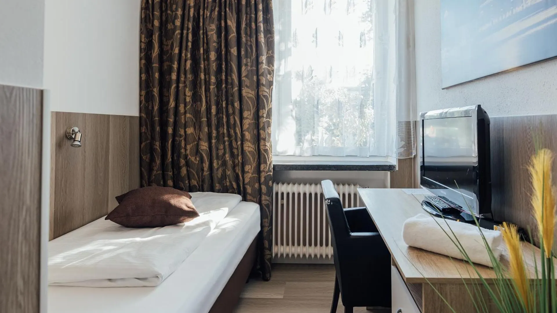 Hotel Hanseat Hamburgo Alemania